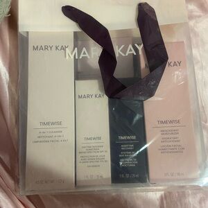 Brand New Timewise skin care Mary Kay
